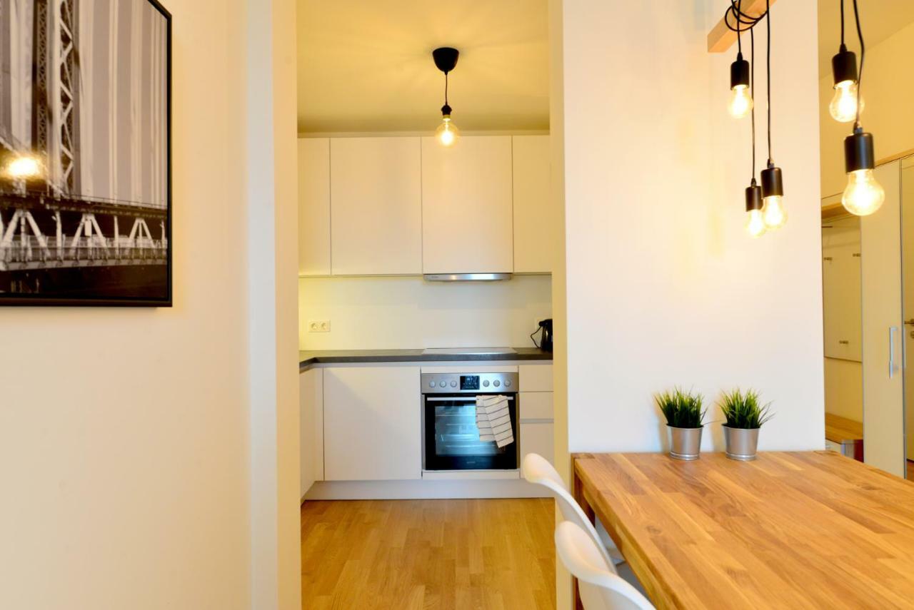 Self-check-in With View&free Parking Apartment