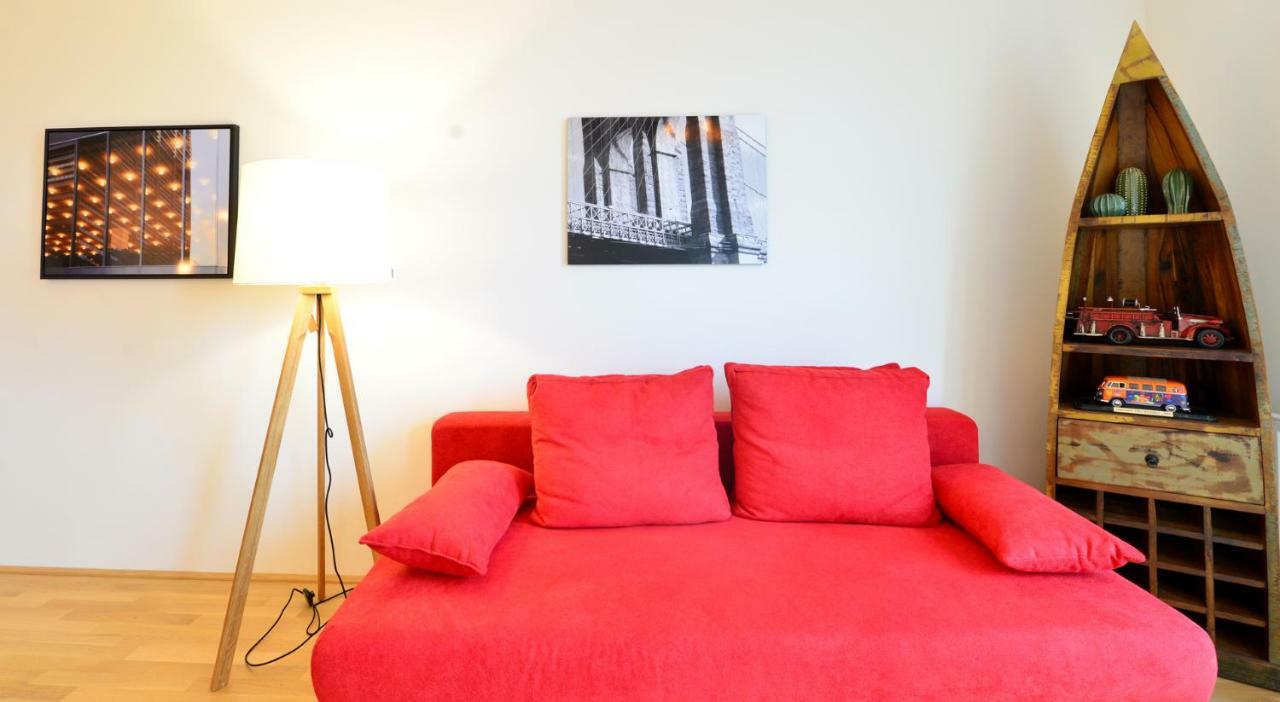 Self-check-in With View&free Parking Apartment *