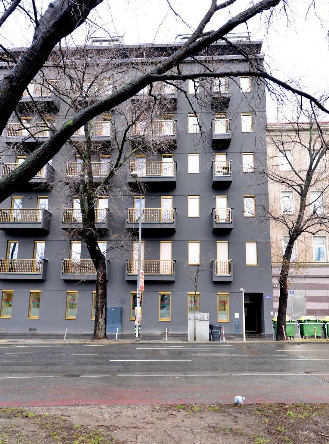 Self-check-in With View&free Parking * Wien